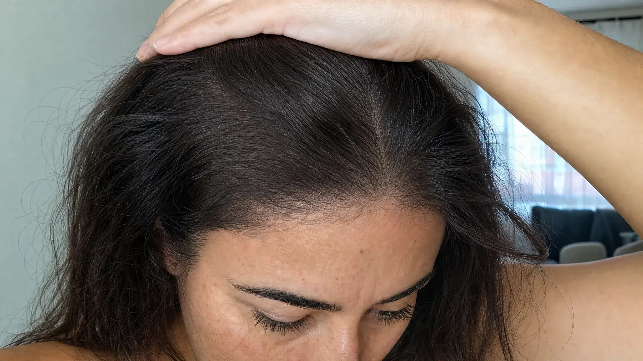 Recreación fotográfica: el mismo cabello a los seis meses de tratamiento
